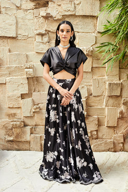 Skirt and blouse set