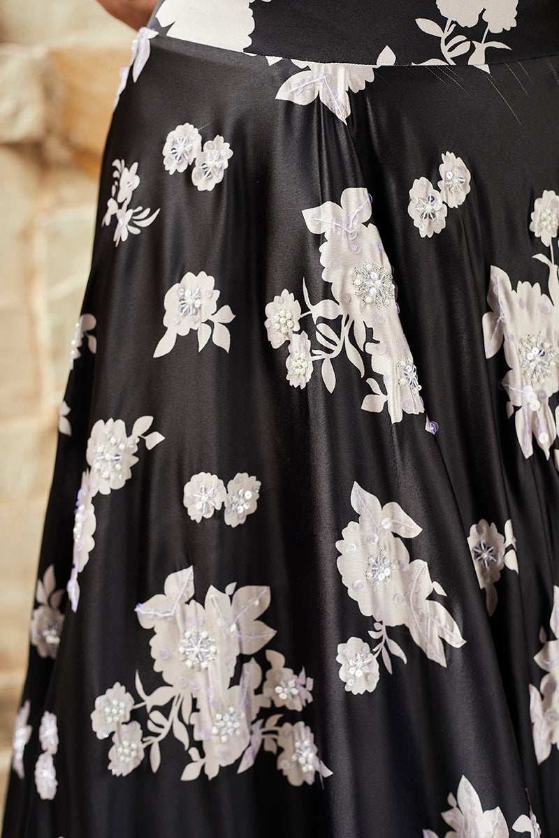 Skirt and blouse set